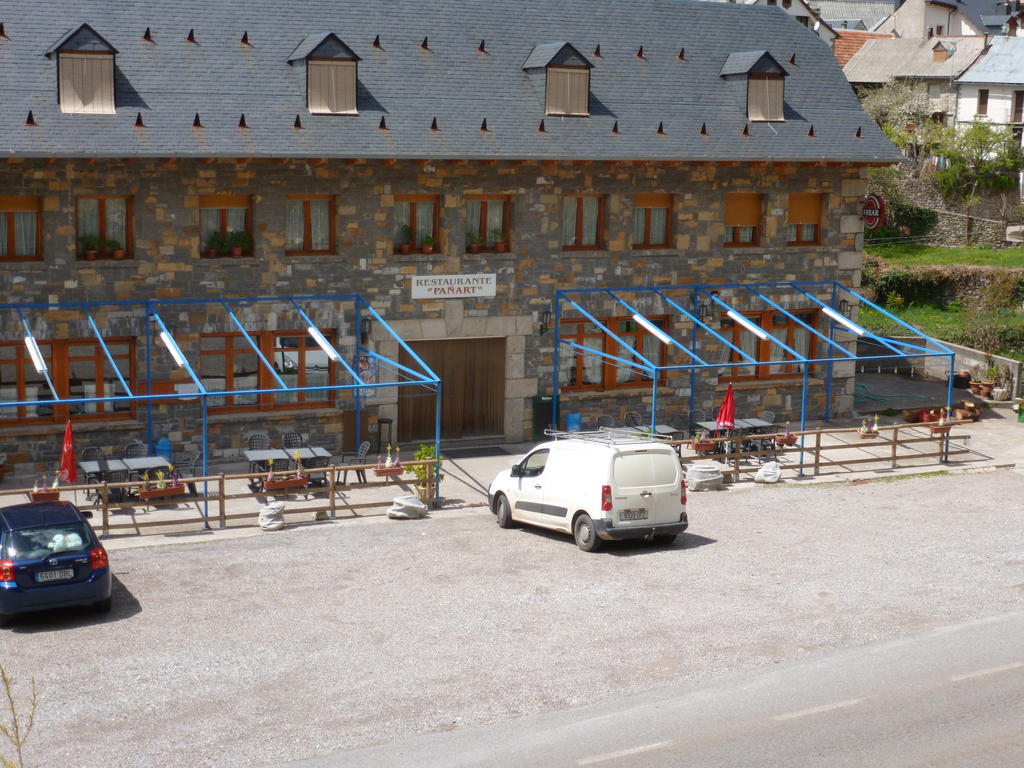 Hostal Restaurante Asador Panart Bielsa Exterior foto